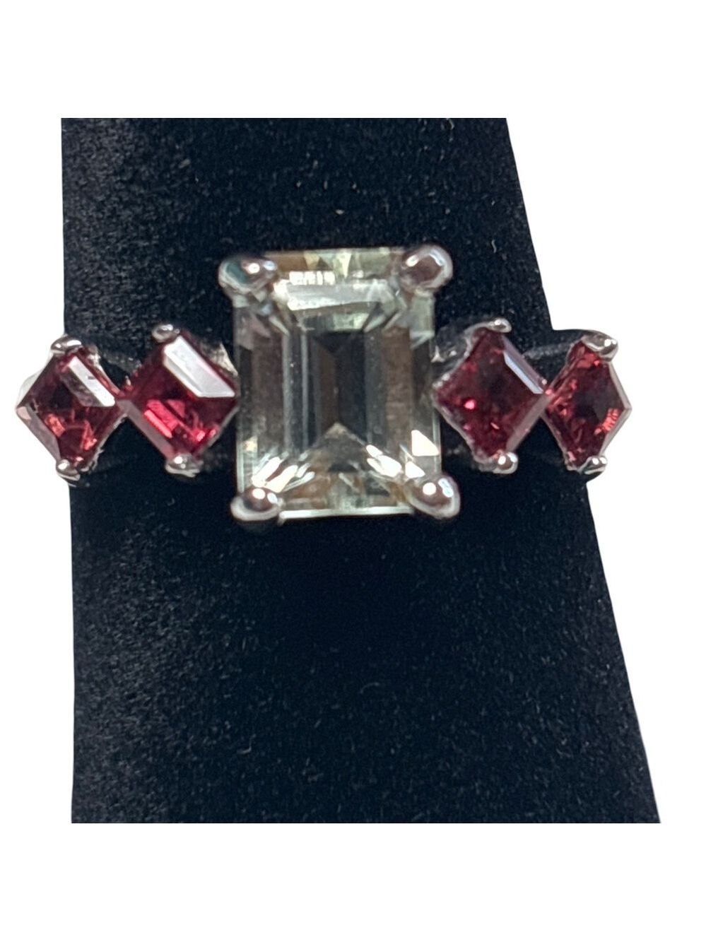 Elegant Clear and Red Gemstone 925 Sterling Silver Ring Size 7